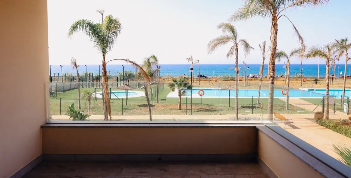 Sale of middle floor apartment in Vélez-Málaga 11