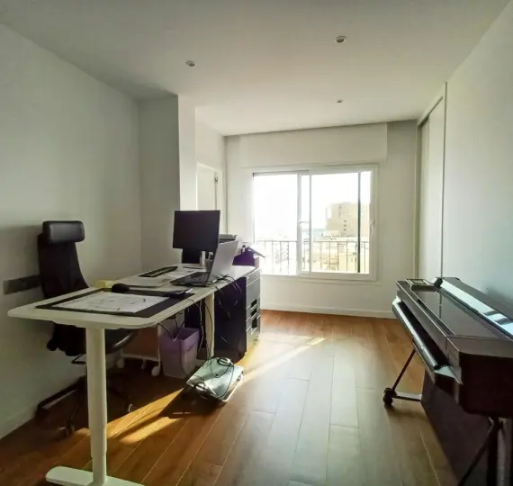 Sale of middle floor apartment in Málaga Centro