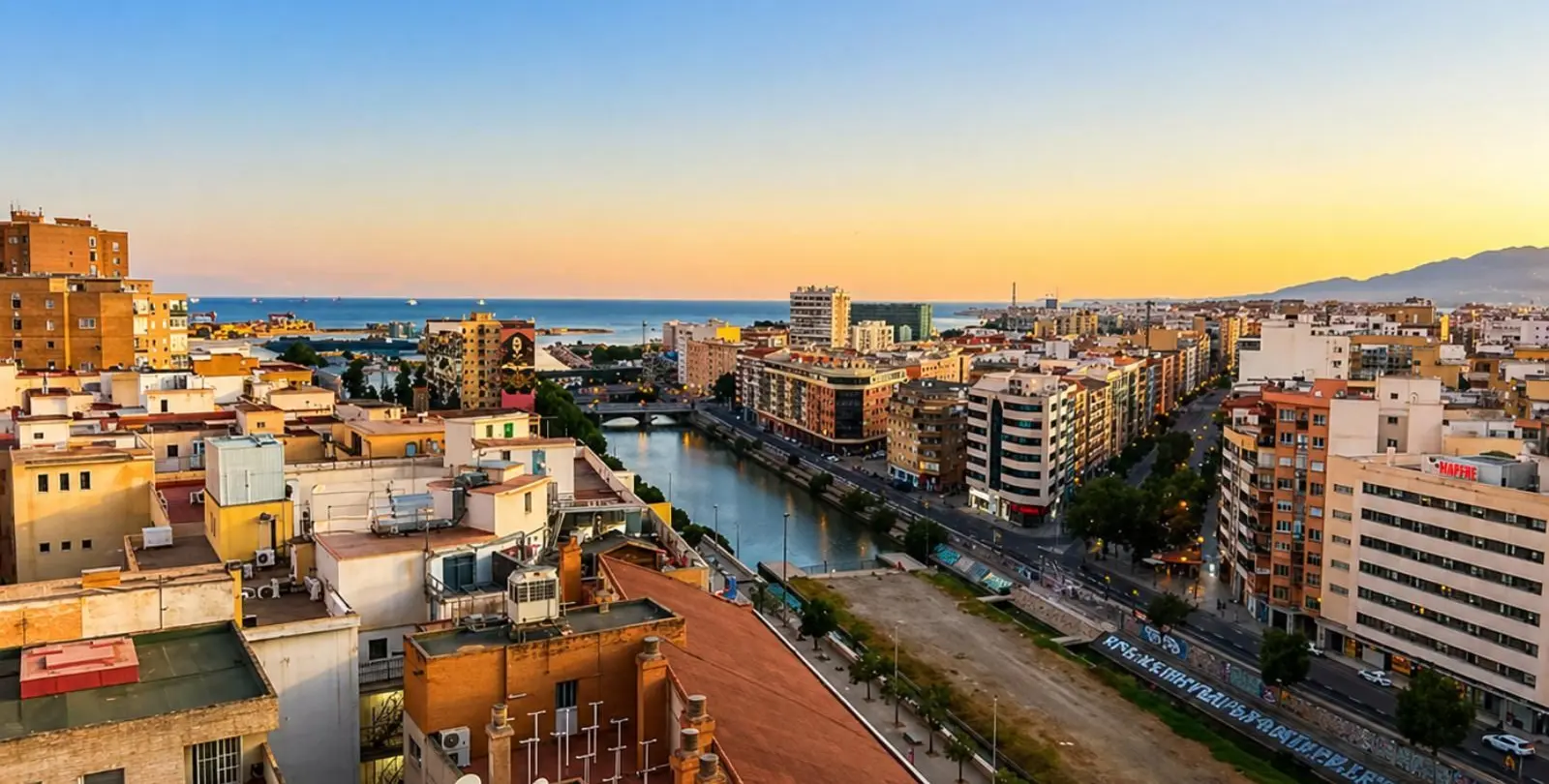 Продажа апартаментов на среднем этаже в Málaga Centro 8