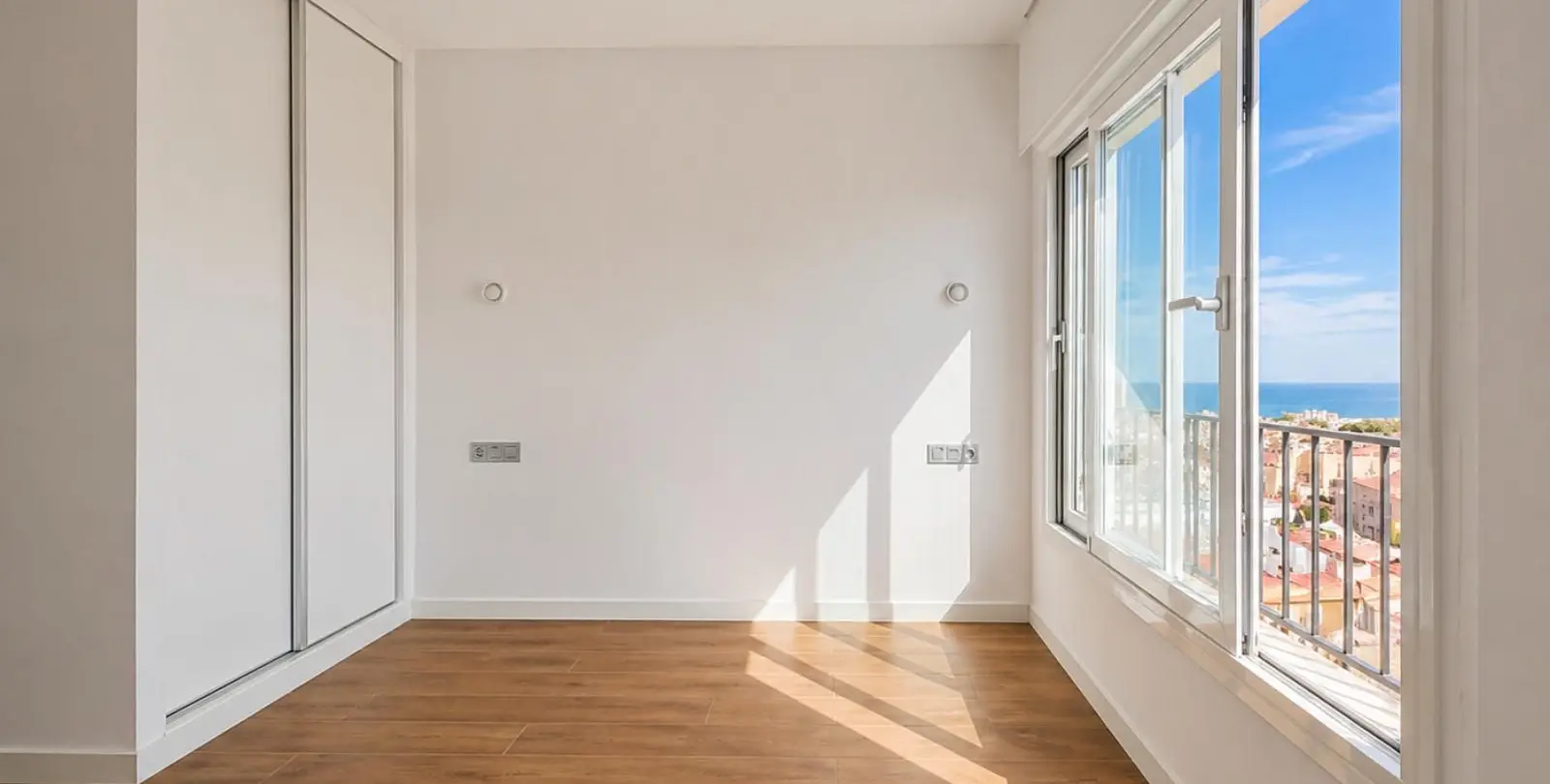 Продажа апартаментов на среднем этаже в Málaga Centro 10