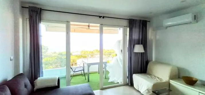 Продажа апартаментов на среднем этаже в Costabella 1