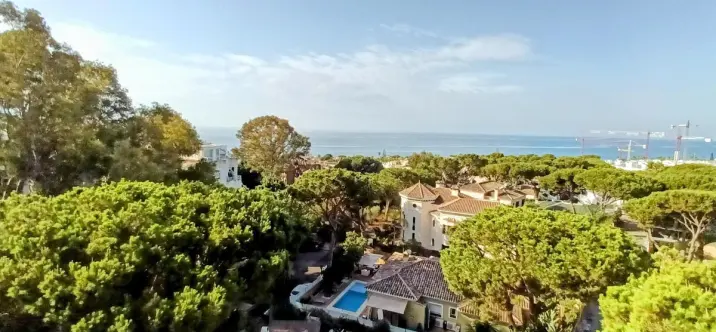 Продажа апартаментов на среднем этаже в Costabella 2