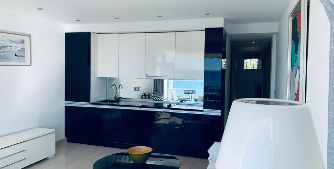 Продажа апартаментов на среднем этаже в Costabella 13