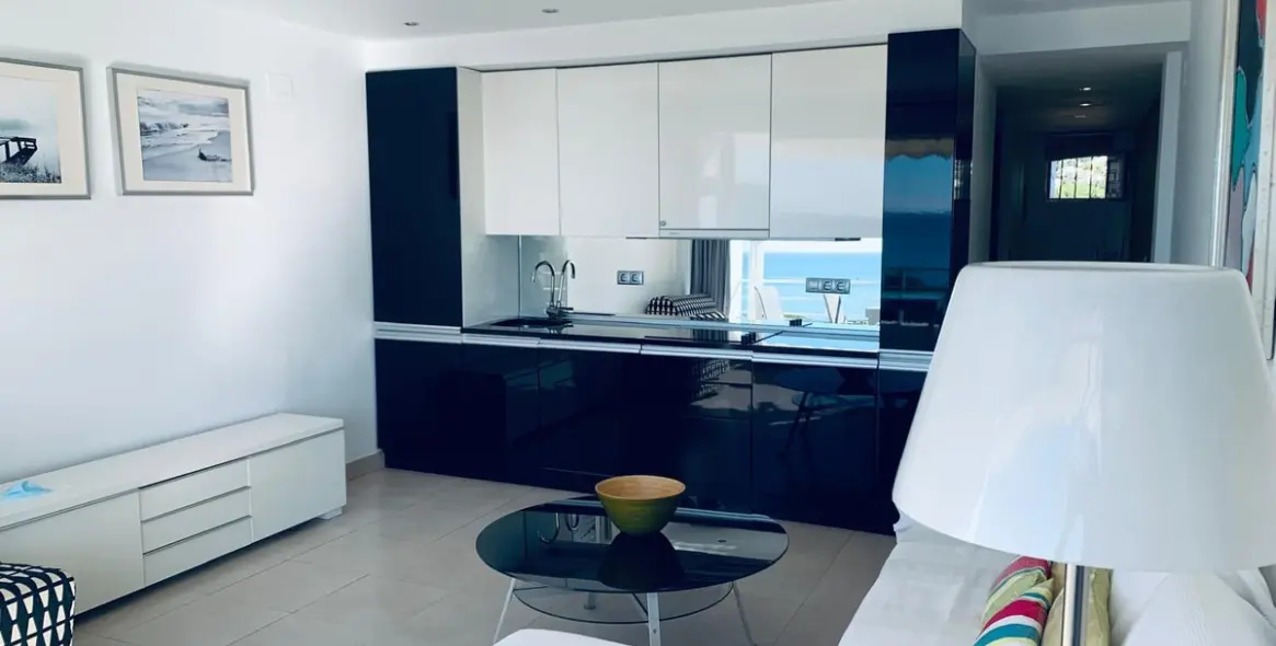 Продажа апартаментов на среднем этаже в Costabella 14