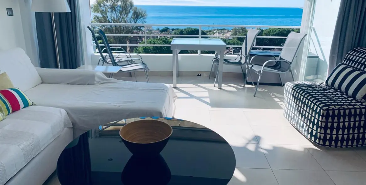 Продажа апартаментов на среднем этаже в Costabella 15