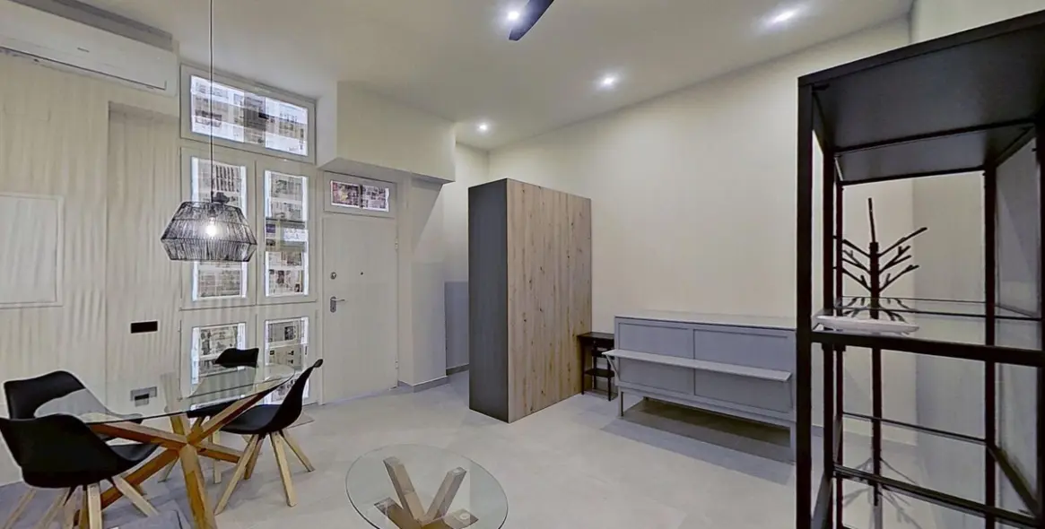 Sale of ground floor apartment in Malaga (district Málaga Centro) 1