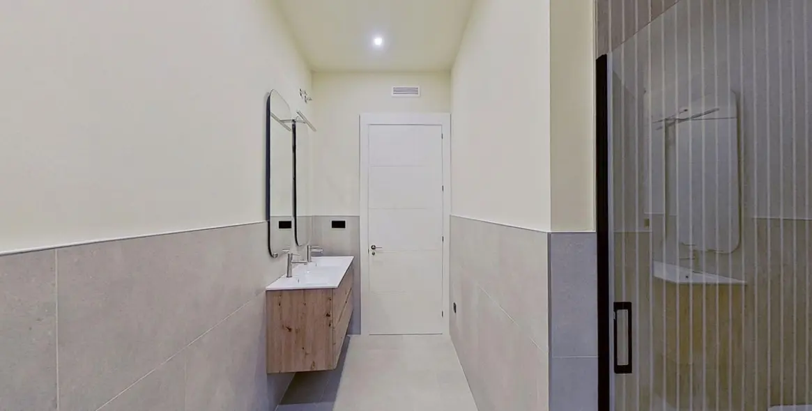 Продажа апартаментов на первом этаже в La Trinidad 15