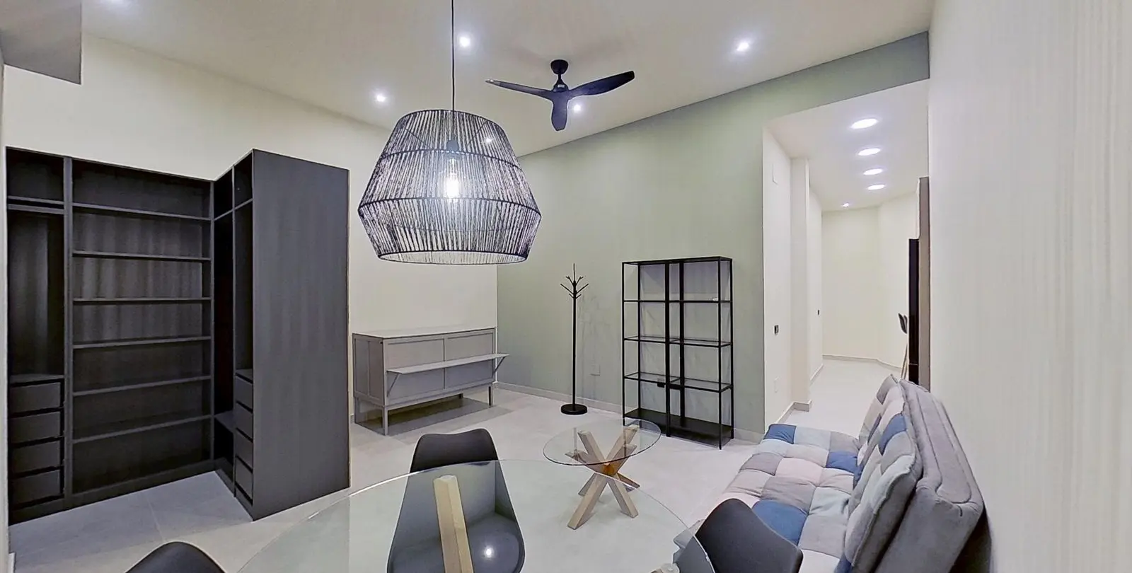 Sale of ground floor apartment in La Trinidad 12