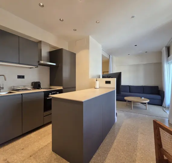 Продажа апартаментов на среднем этаже в Marbella