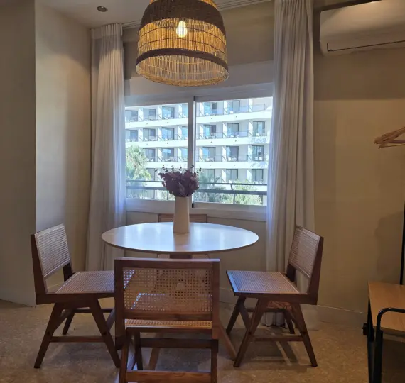 Продажа апартаментов на среднем этаже в Marbella