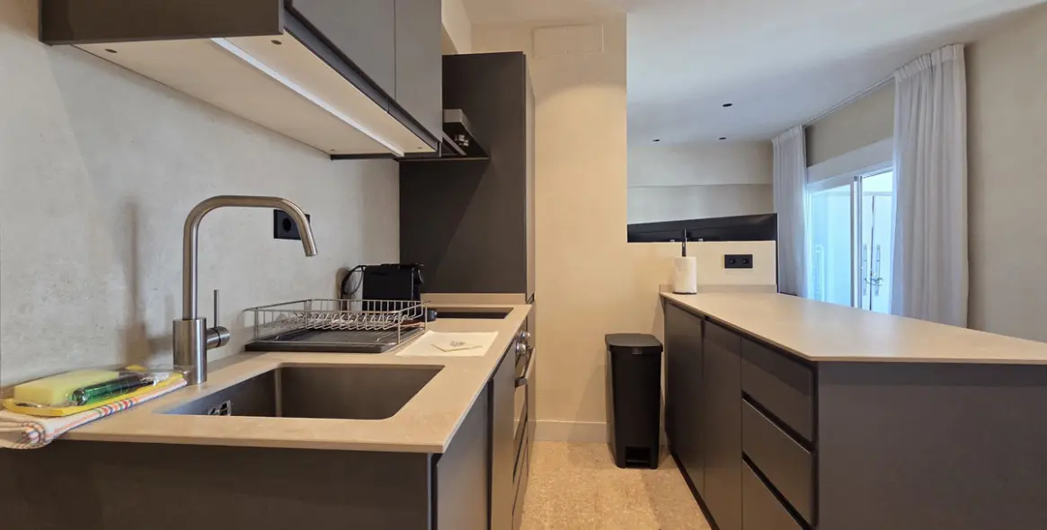 Продажа апартаментов на среднем этаже в Marbella 16