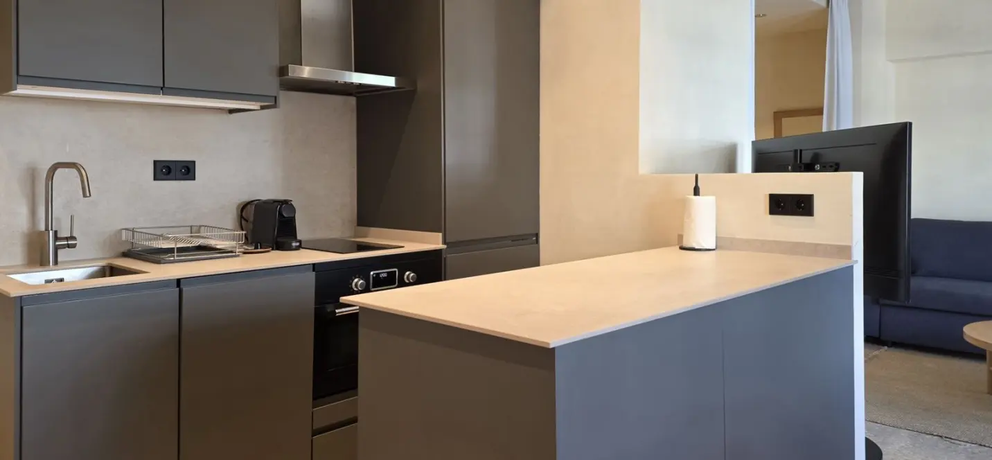 Sale of middle floor apartment in Marbella 2