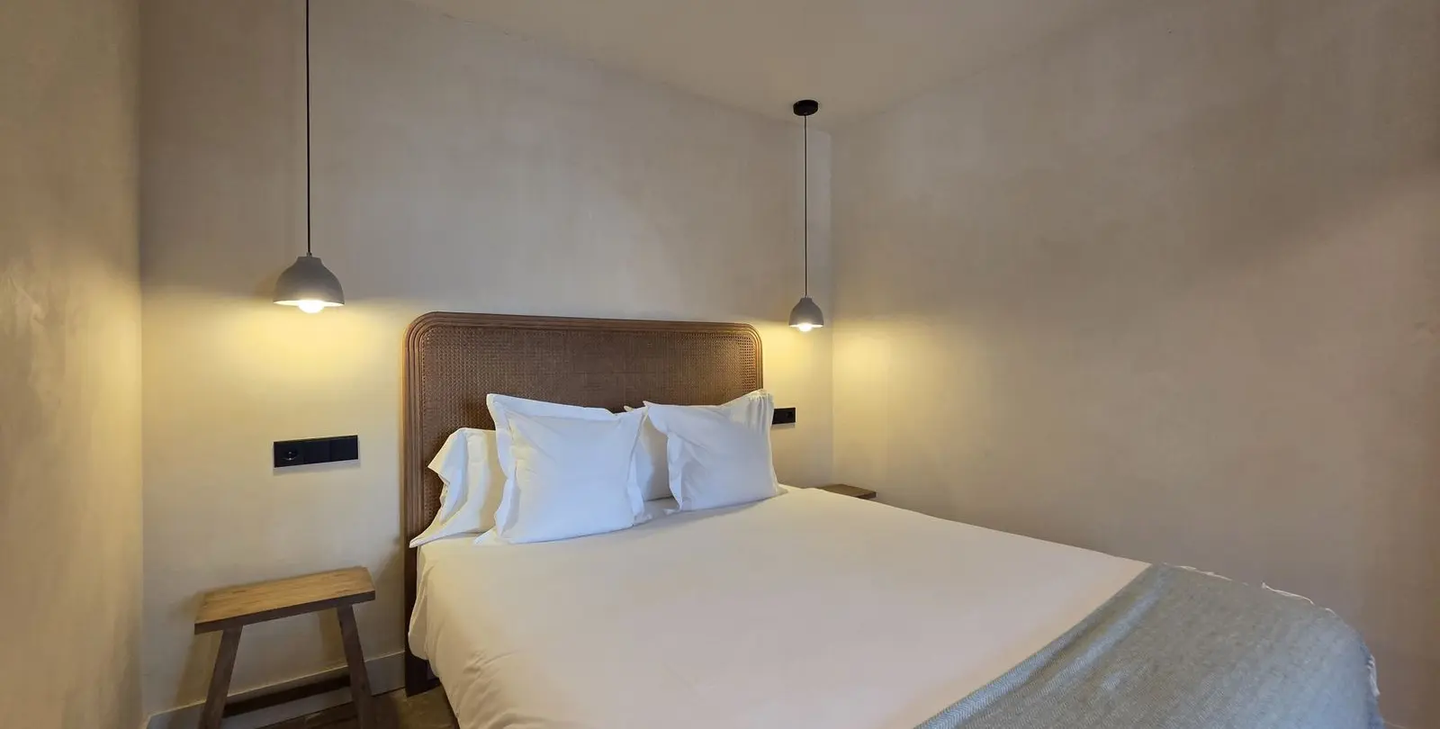 Sale of middle floor apartment in Marbella 10