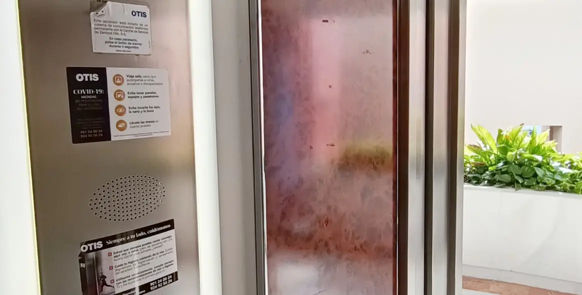 Long-term rent of office in Puerto Banús 14