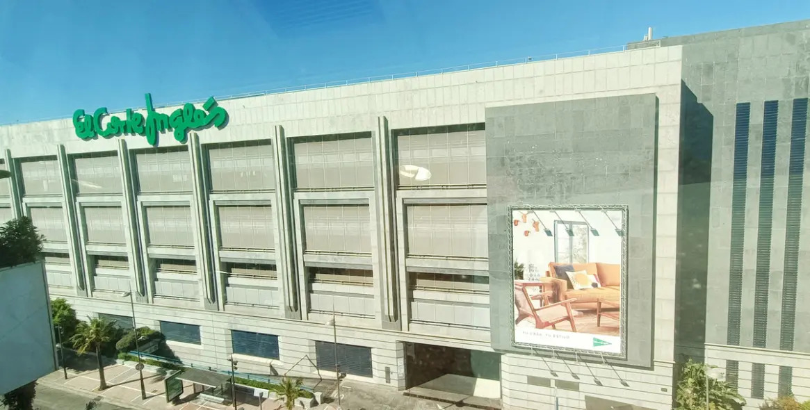 Long-term rent of office in Puerto Banús 16