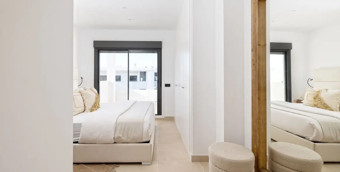 Продажа апартаментов на первом этаже в Casares Playa 19