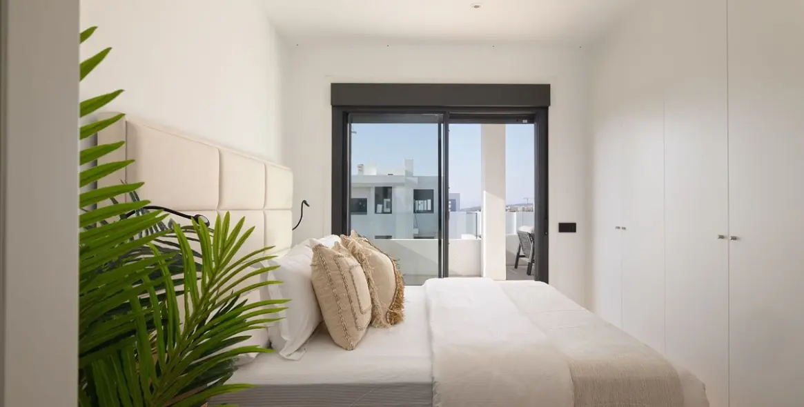 Продажа апартаментов на первом этаже в Casares Playa 21