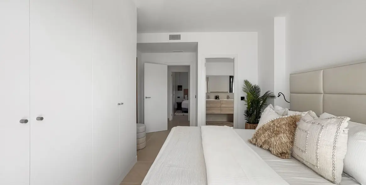 Продажа апартаментов на первом этаже в Casares Playa 23