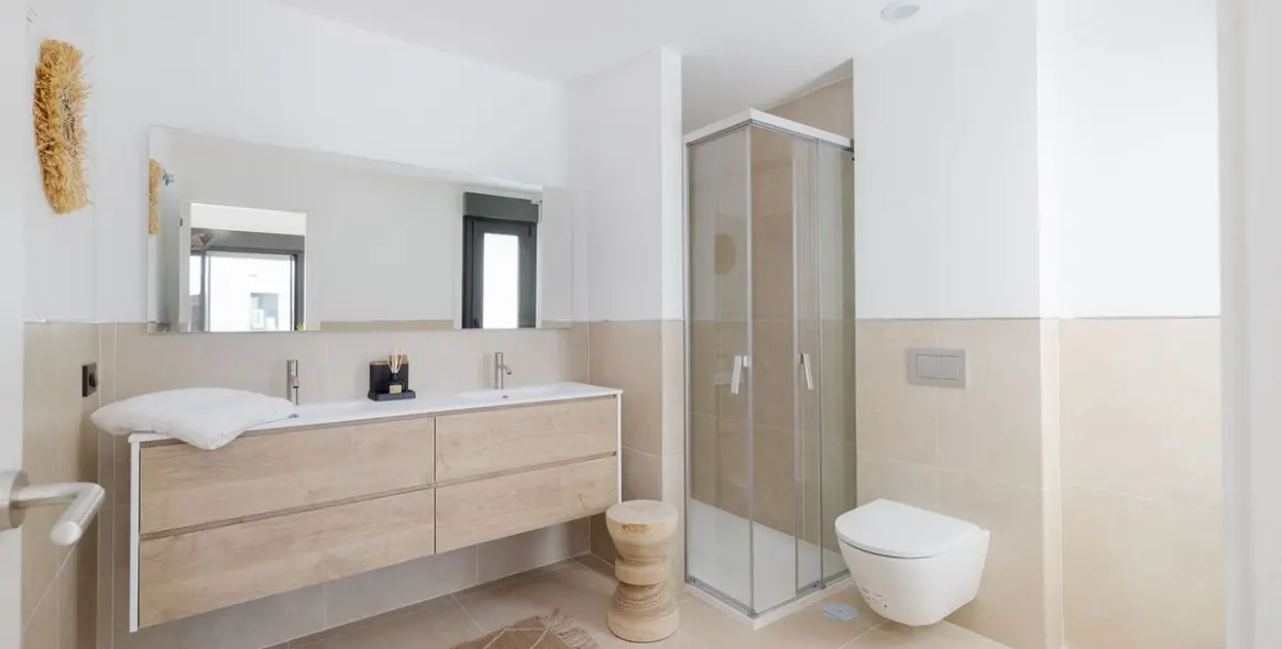 Продажа апартаментов на первом этаже в Casares Playa 27