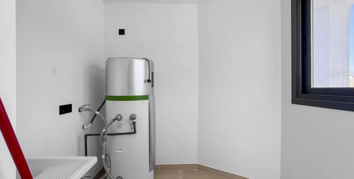 Продажа апартаментов на первом этаже в Casares Playa 47