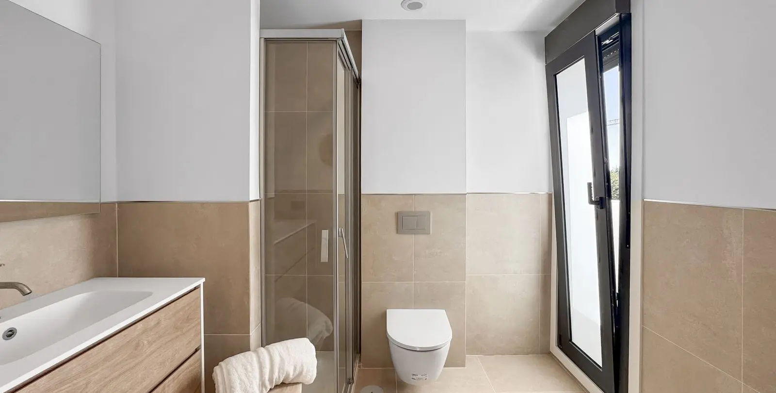 Venta de apartamento en planta baja en Casares Playa 28