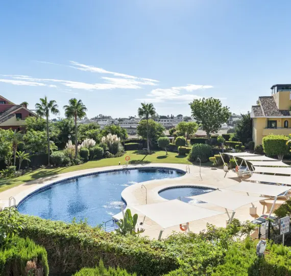 Продажа апартаментов на среднем этаже в Bel Air