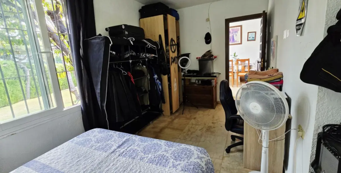 Sale of ground floor apartment in Nueva Andalucía 10