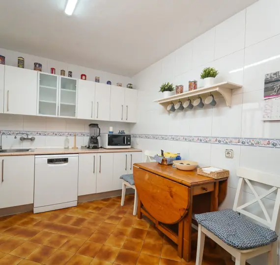 Sale of middle floor apartment in Málaga Centro