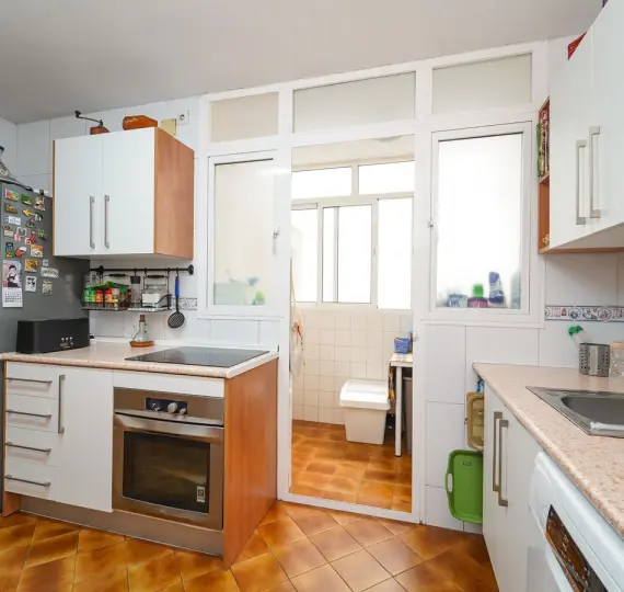 Sale of middle floor apartment in Málaga Centro