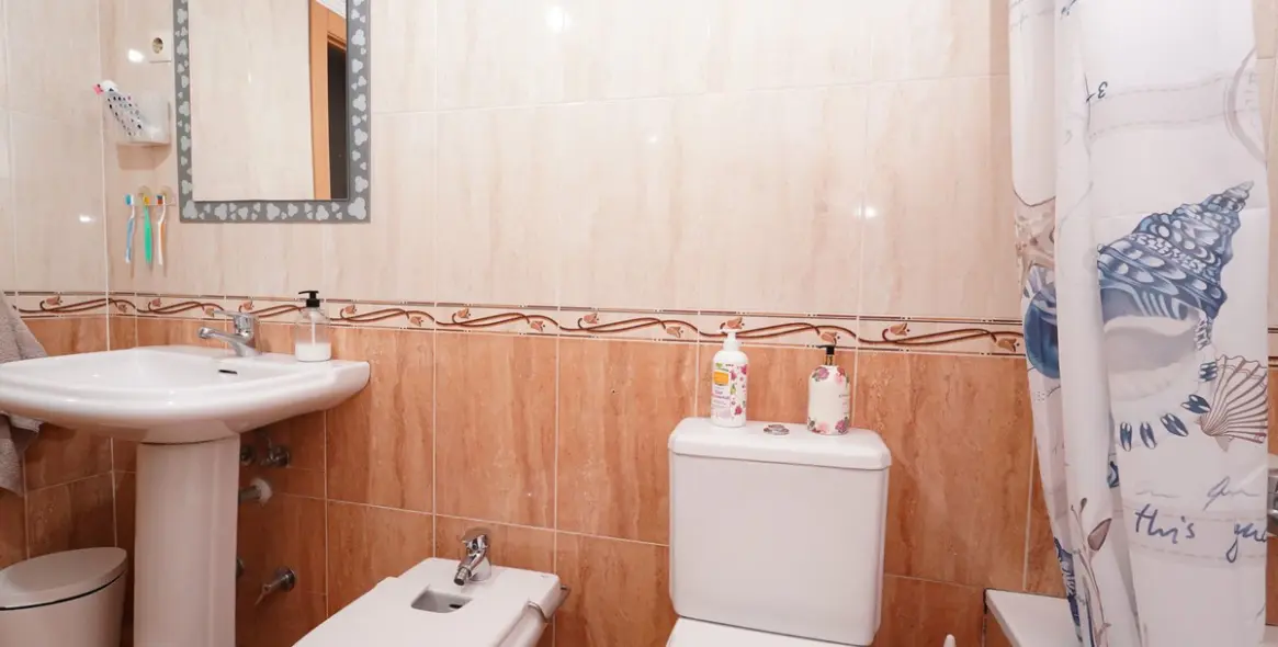 Продажа апартаментов на среднем этаже в Málaga Centro 21