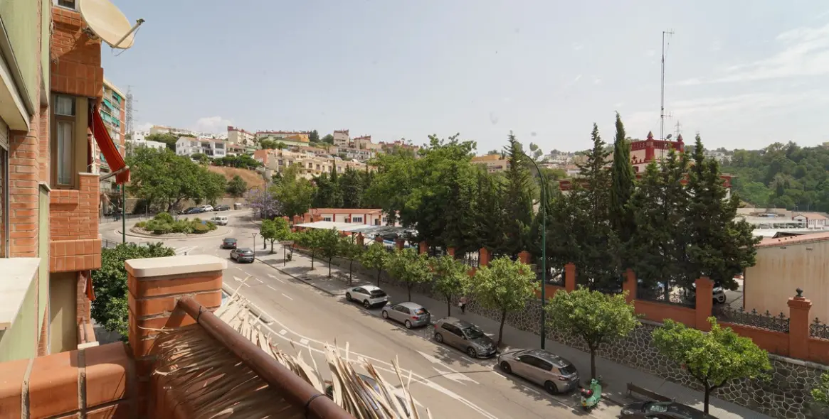 Продажа апартаментов на среднем этаже в Málaga Centro 32