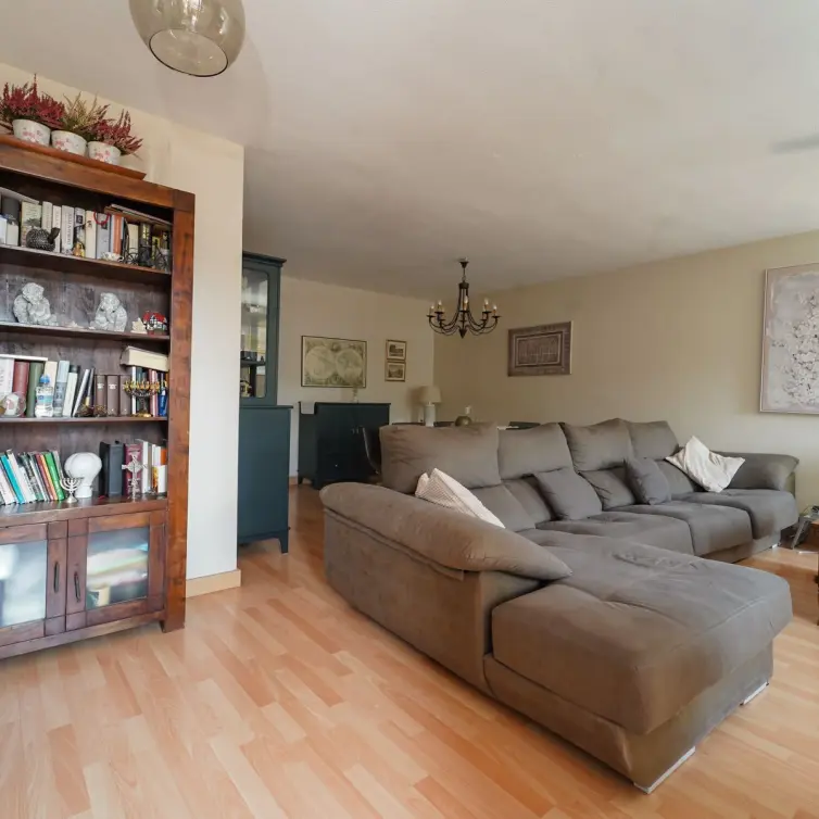 Sale of middle floor apartment in Málaga Centro