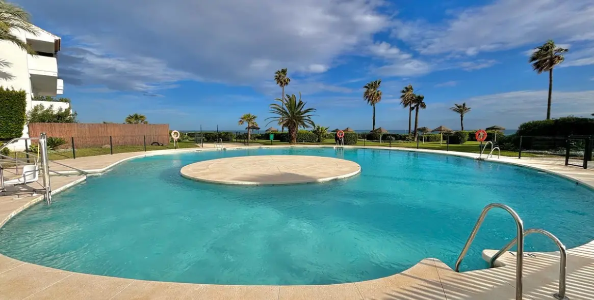 Продажа апартаментов на среднем этаже в Mijas Costa 1