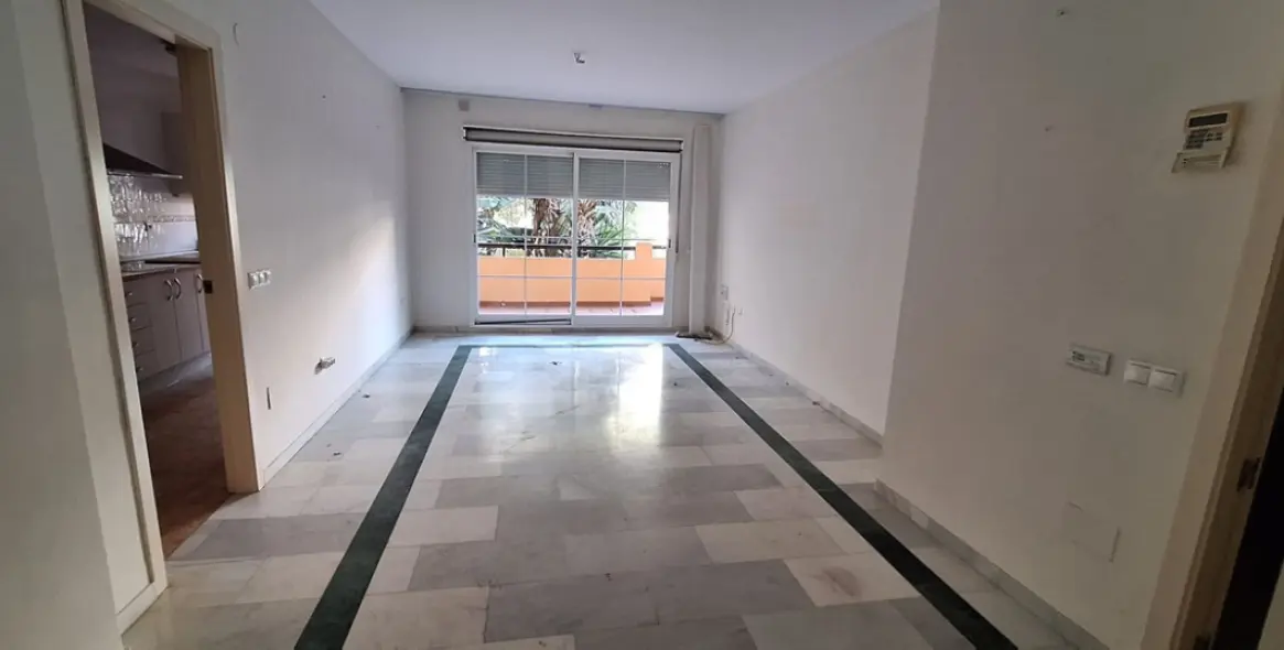 Продажа апартаментов на среднем этаже в Elviria 3