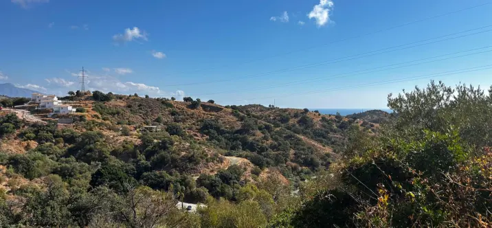 Venta de parcela residencial en Estepona 0