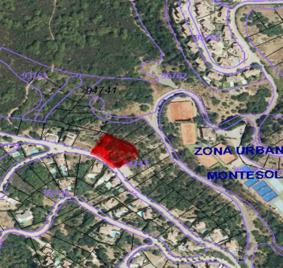 Venta de parcela residencial en Estepona