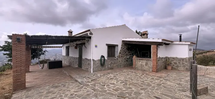 Sale of finca - cortijo in Vélez-Málaga 1