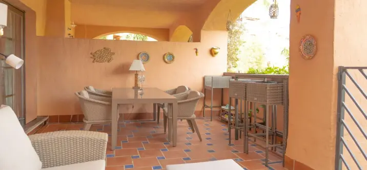 Sale of ground floor apartment in Hacienda del Sol 2