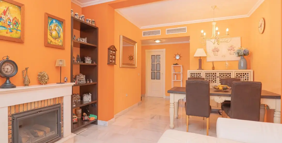 Sale of ground floor apartment in Hacienda del Sol 4