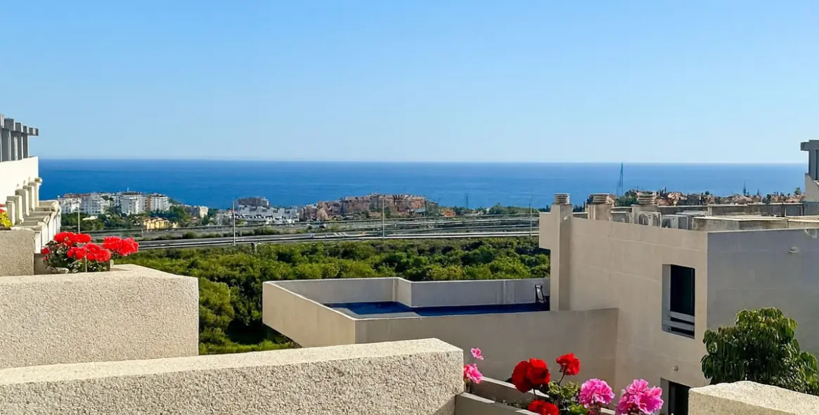 Sale of duplex in Riviera del Sol 2