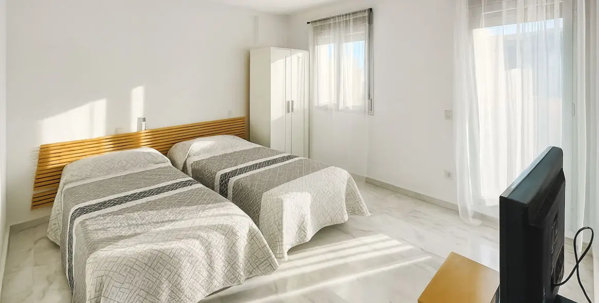 Продажа двухуровневых апартаментов в Riviera del Sol 21