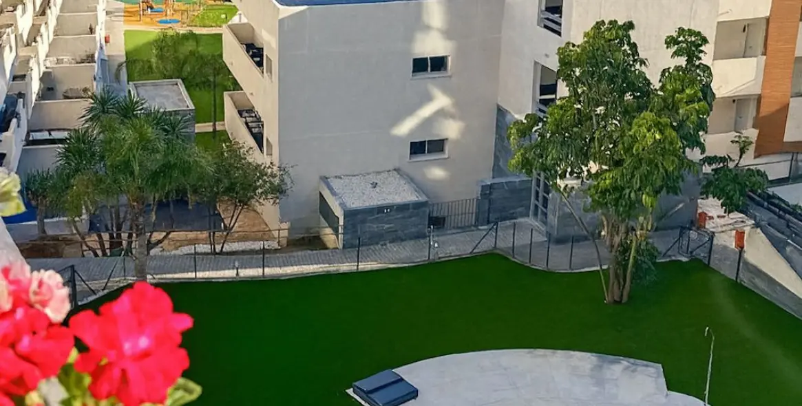 Продажа двухуровневых апартаментов в Riviera del Sol 25