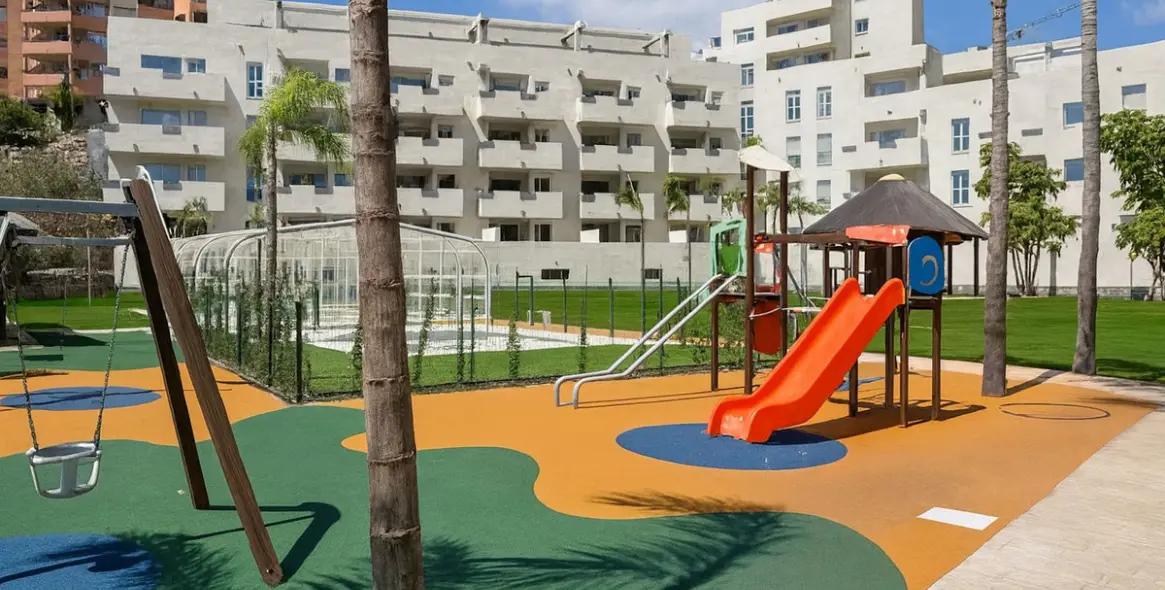 Продажа двухуровневых апартаментов в Riviera del Sol 35