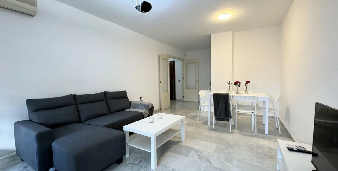 Продажа апартаментов на среднем этаже в Fuengirola 1