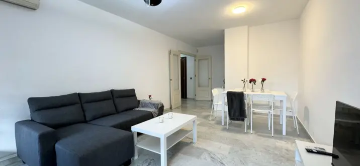 Продажа апартаментов на среднем этаже в Fuengirola 0