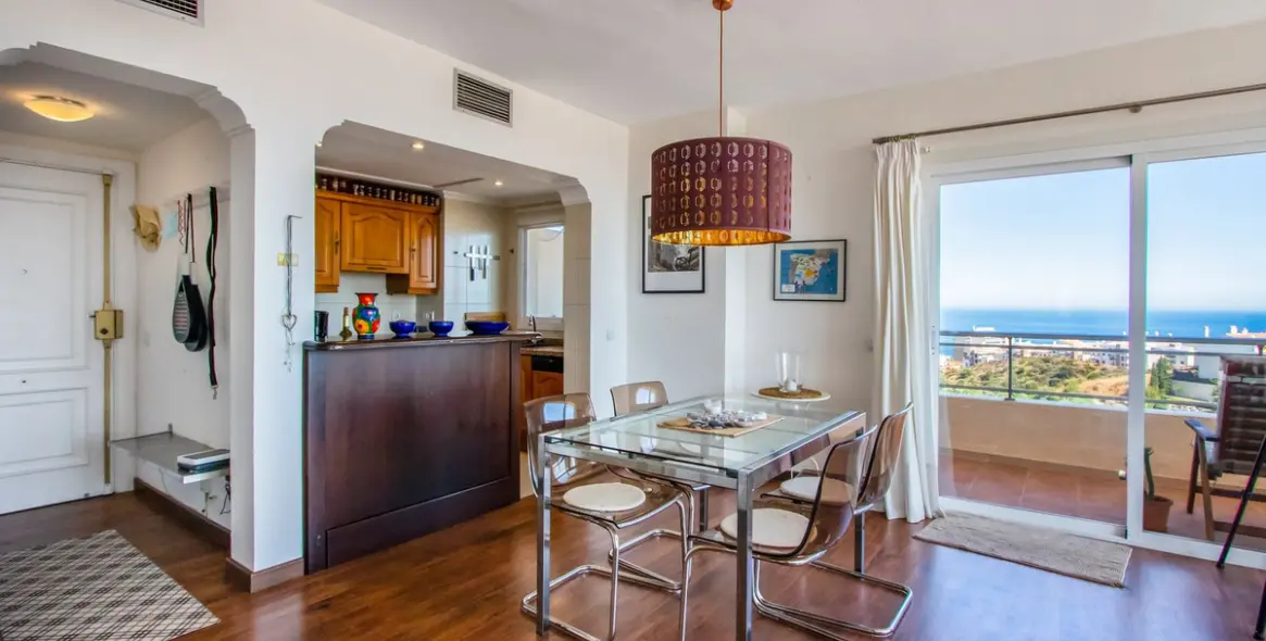 Sale of penthouse in Torrequebrada 9