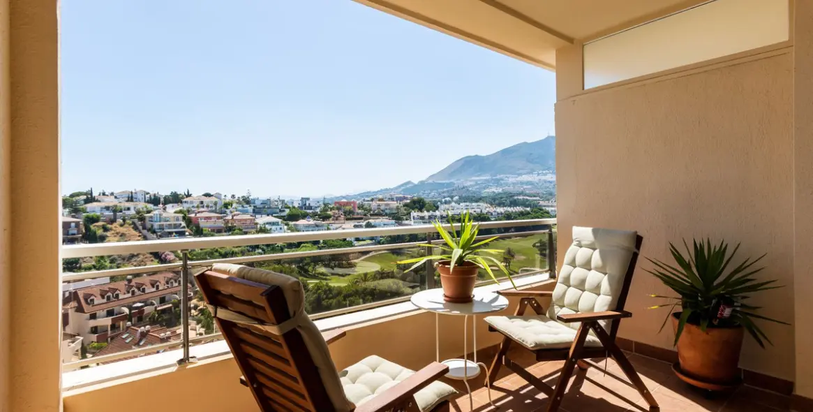 Sale of penthouse in Torrequebrada 14