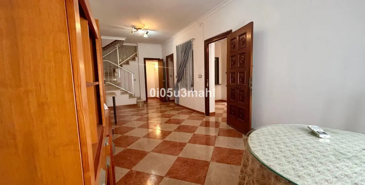 Sale of detached villa in Málaga 3