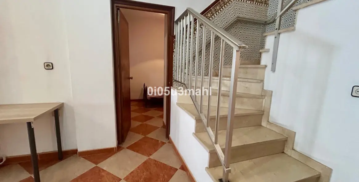 Sale of detached villa in Málaga 15