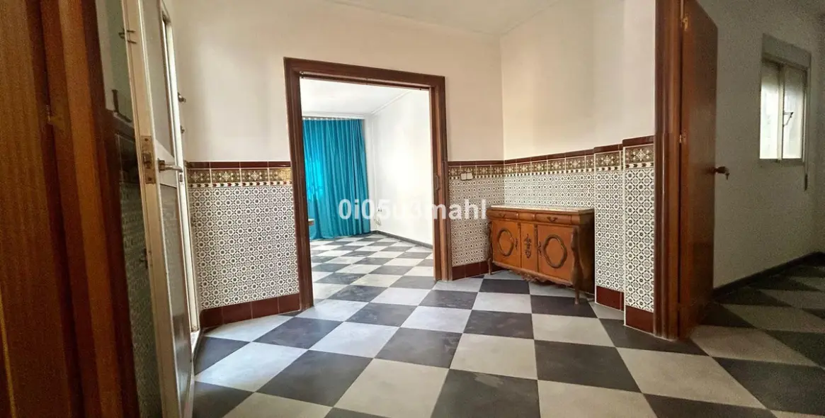 Sale of detached villa in Málaga 17